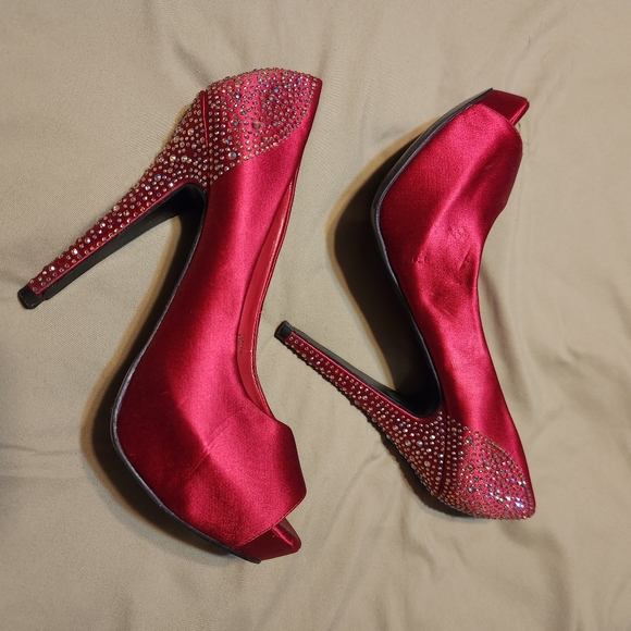 Steve Madden heels - Picture 2 of 6